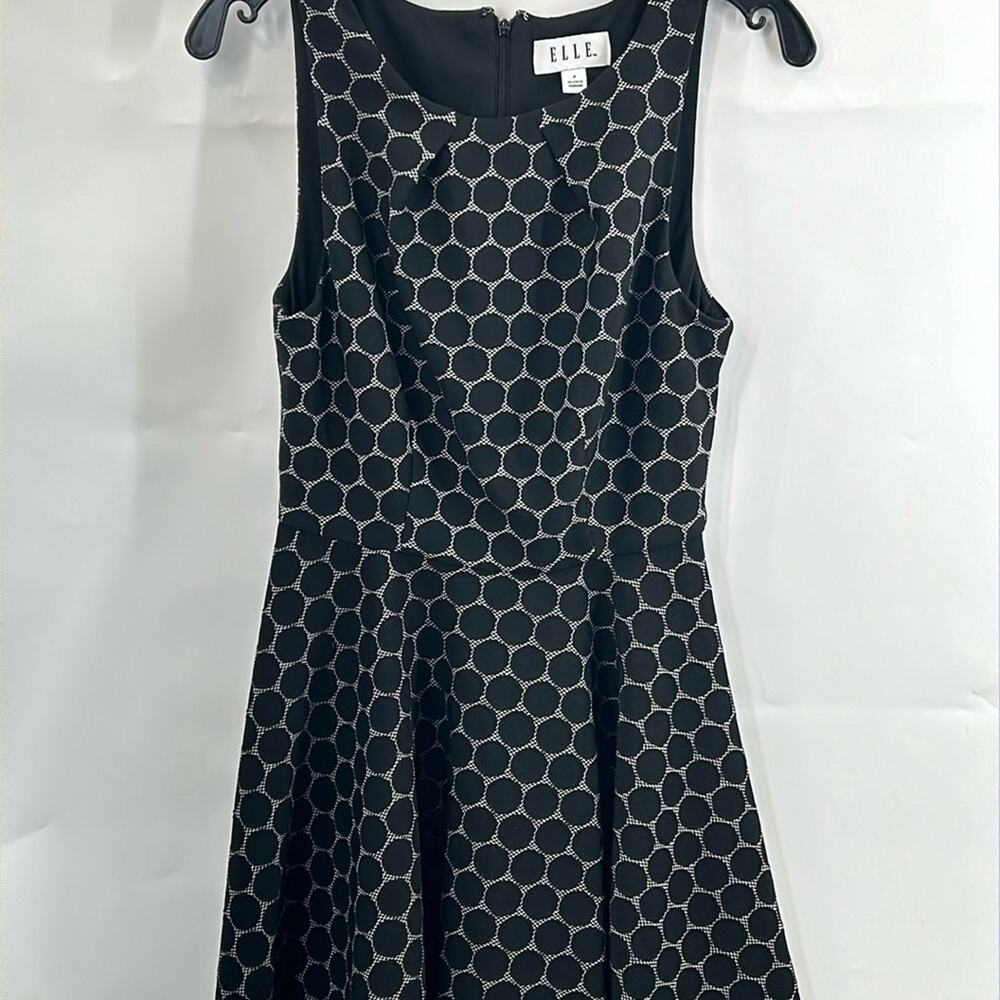 Elle Women's Black & White Sleeveless Dress Size 2